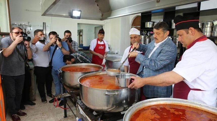 Aş Evi Hizmet Vermeye Başladı