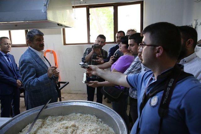 Aş Evi Hizmet Vermeye Başladı