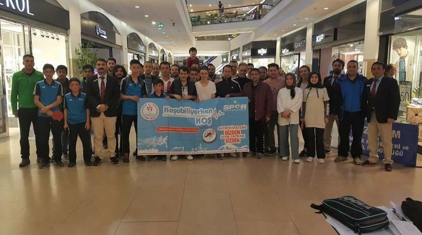 Avm&rsquo;de Masa Tenisi Coşkusu