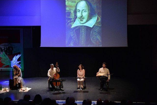 Muratpaşa’dan, Shakespeare Şarkıları Geçti