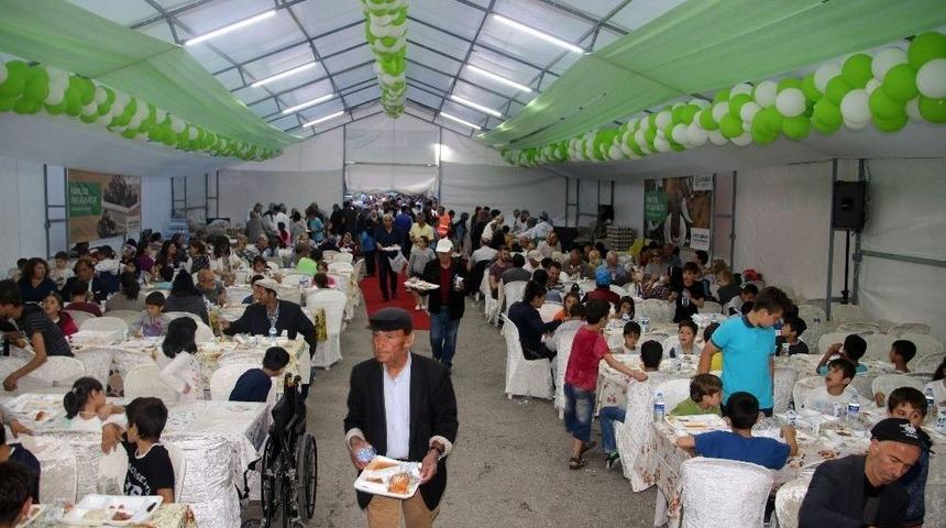 Binlerce &Ccedil;ankayalı İlk İftarda Buluştu