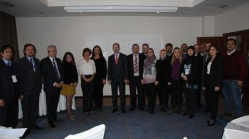 Arabulucu Avukatlar Afyonkarahisar&rsquo;da Bir Araya Geldi