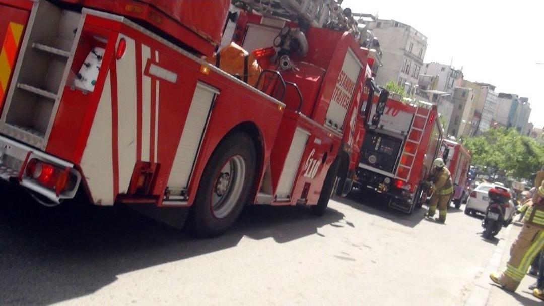 Taksim Meydanı&rsquo;nda Trafik Polisi İtfaiye Gerginliği