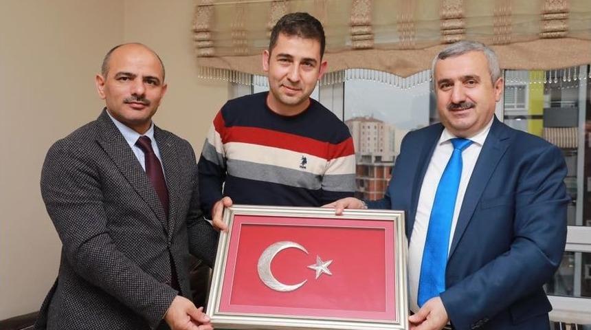 Başkan Baran, Afrin Şehidinin Abisini Ziyaret Etti