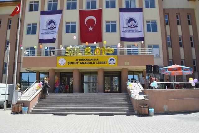 Öğrenciler Yıl Sonunu Festivalle Kutladı