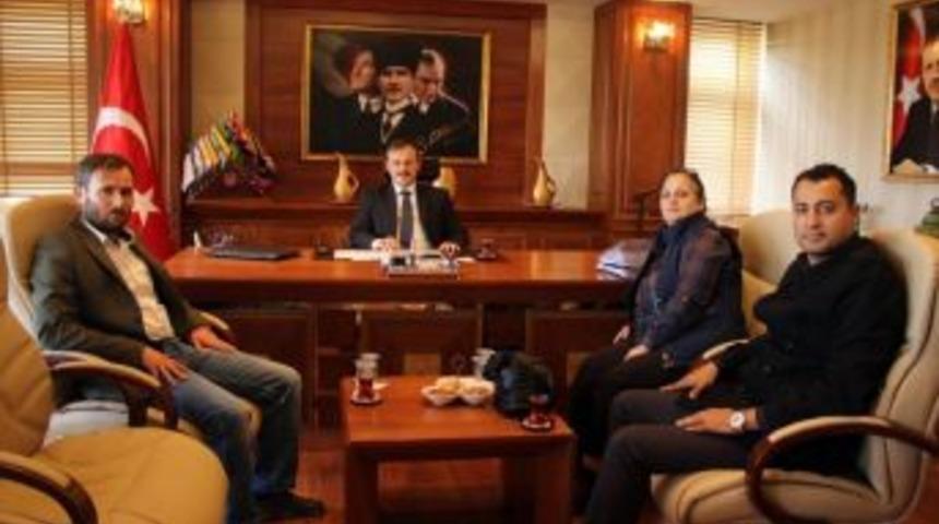Karadenizliler Derneğinden Birecik Kaymakamına Ziyaret