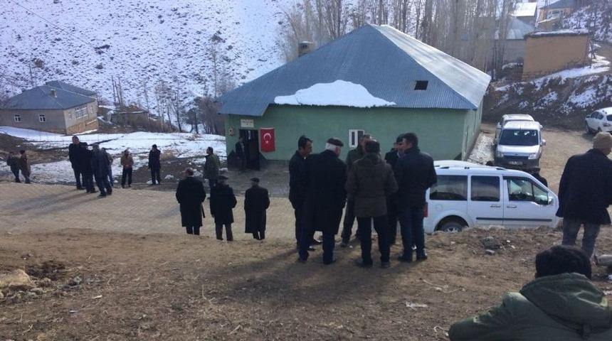 Y&uuml;ksekova&rsquo;da Trafik Kazası: 1 G&uuml;venlik Korucusu Şehit