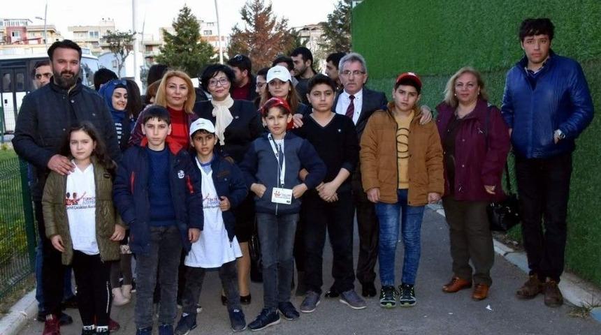 Azerbaycanlı Şehitlerin &Ccedil;ocuklarından Aliağa Ziyareti