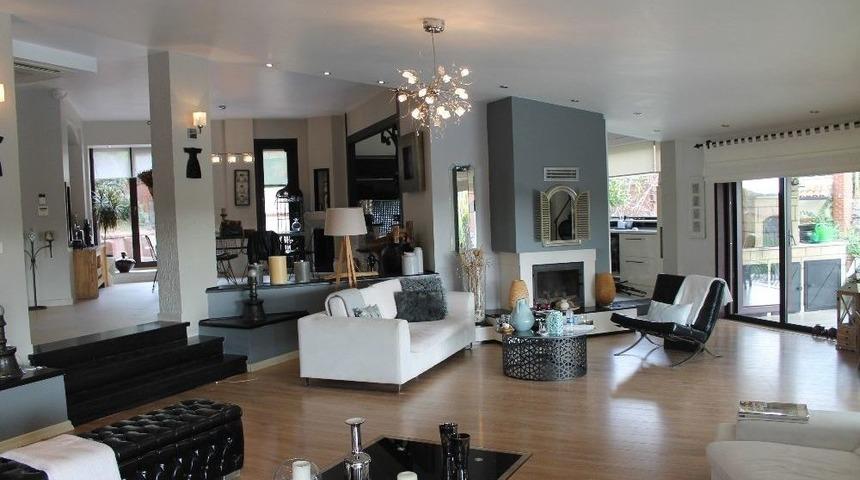 T&uuml;rk Vatandaşlığı İ&ccedil;in İstenen 1 Milyon Dolarlık Konut Alım Şartı 300 Bin Dolara İnecek