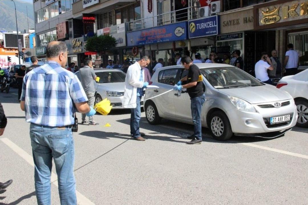 İskenderun&rsquo;da İş Yerine Ateş A&ccedil;ıldı: 1 Yaralı