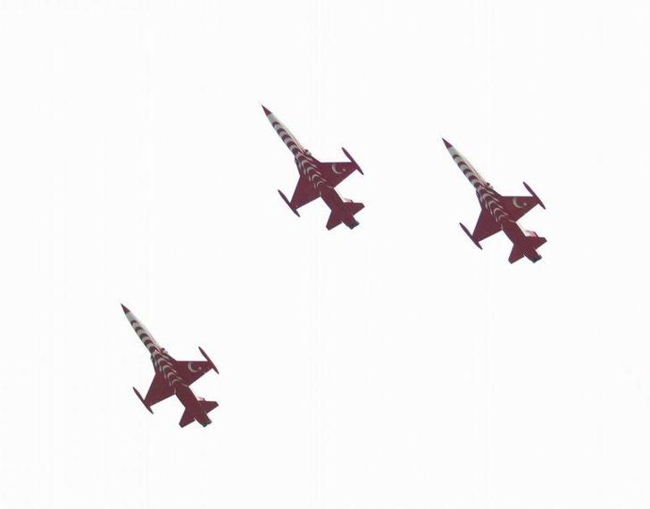 Türk Yıldızları Ve Solo Türk Nefes Kesti G1