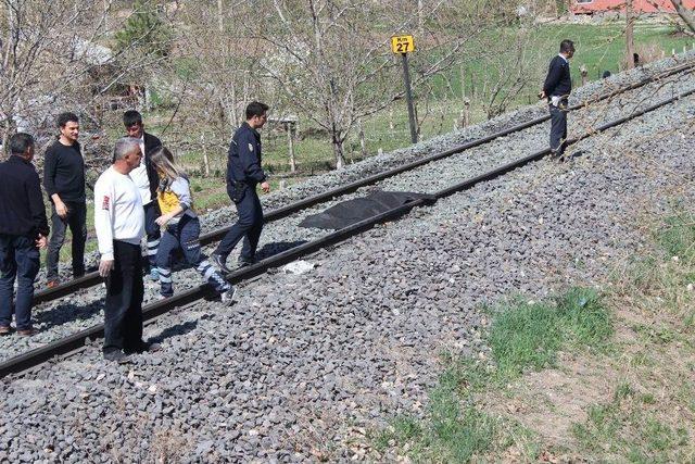 Elazığ’da Tren Kazası: 1 Ölü