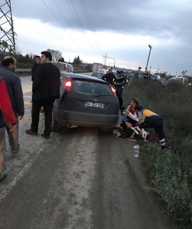 Sakarya’da Trafik Kazası: 5 Yaralı