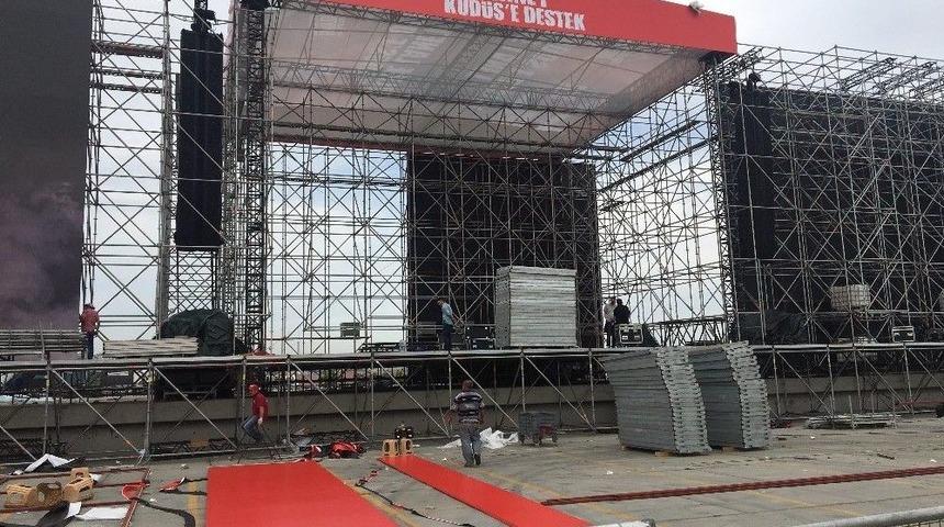 Ak Parti İstanbul İl Başkanı Şenocak Yarın Yapılacak Mitingle İlgili A&ccedil;ıklamalarda Bulundu