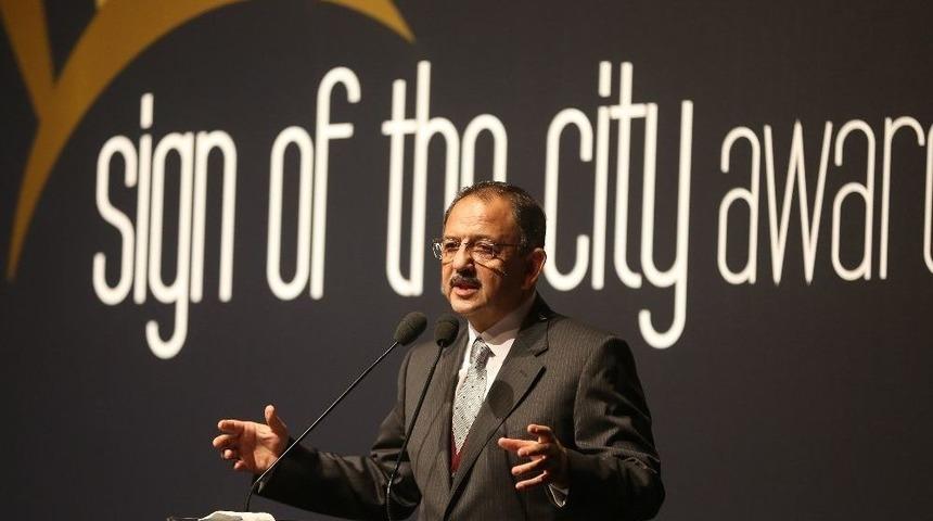 &Ccedil;evre Ve Şehircilik Bakanı Mehmet &Ouml;zhaseki İstanbul&rsquo;da