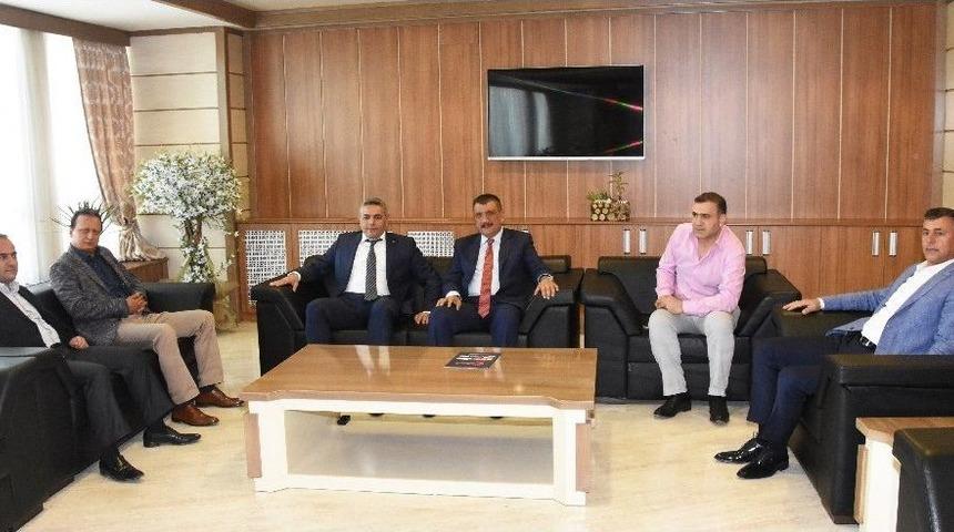 G&uuml;rkan&rsquo;dan Sadıkoğlu&rsquo;na Hayırlı Olsun Ziyareti