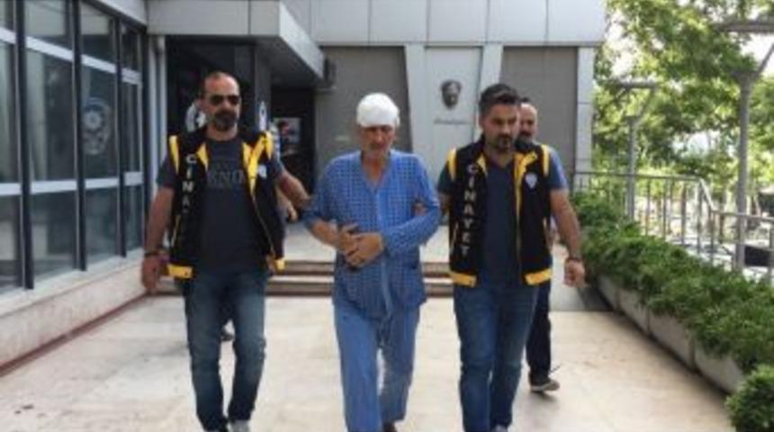 Kadın Cinayeti Zanlısı Yaralı Halde Sevk Edildiği Adliyede Tutuklandı