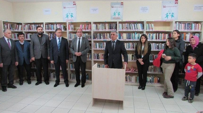 Sandıklı&rsquo;da K&uuml;t&uuml;phane Haftası Kutlandı
