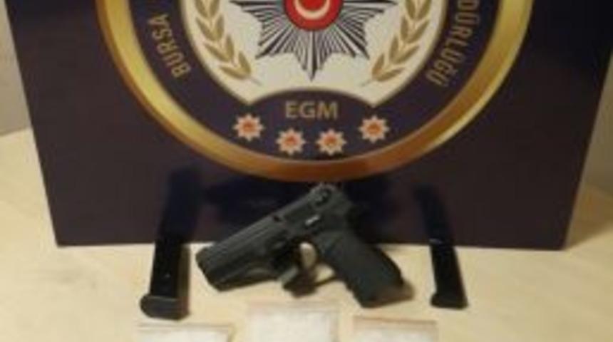 Bursa&rsquo;da Zehir Tacirlerine Darbe