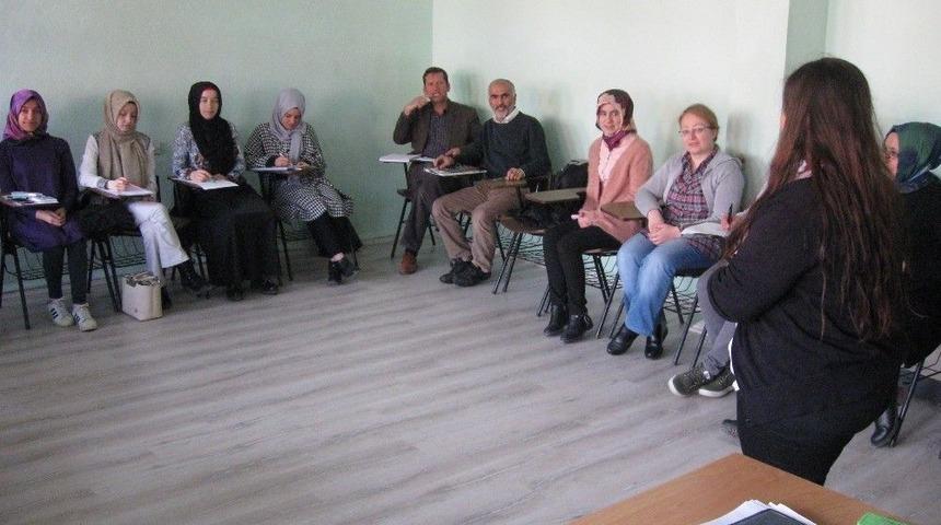 Pazaryeri&rsquo;nde T&uuml;rk İşaret Dili Kursu