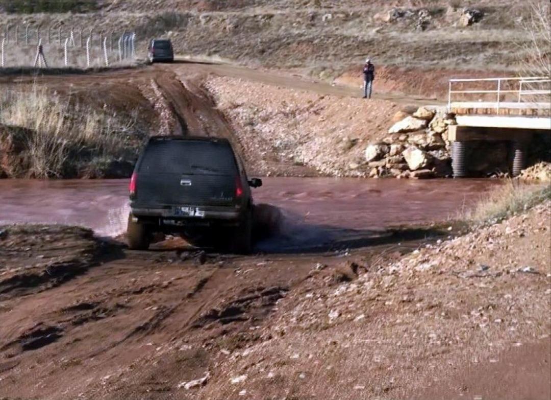 Tabelaya Ve K&ouml;pr&uuml;ye Aldırmadılar Bile