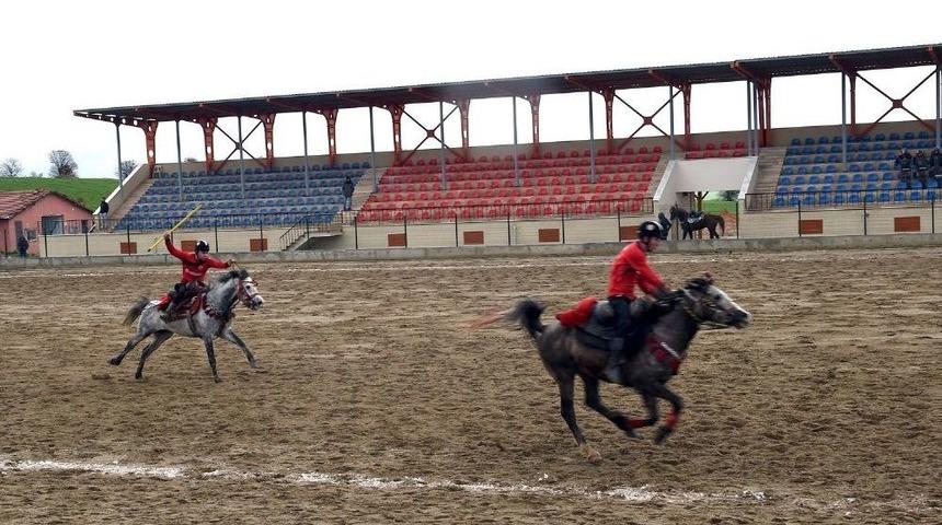 2018 Sezonu Atlı Cirit İl Birinciliği M&uuml;sabakaları Başladı