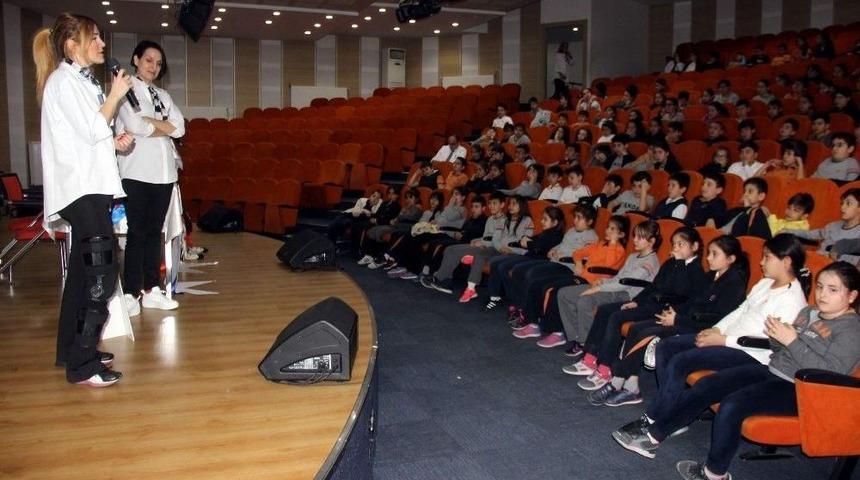 Tekdenli &Ouml;ğrenciler Trafik G&uuml;venliği Ve Yol Eğitimi Aldı