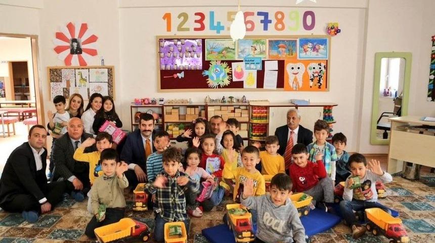 Vali Sonel&rsquo;den Okul Ziyareti