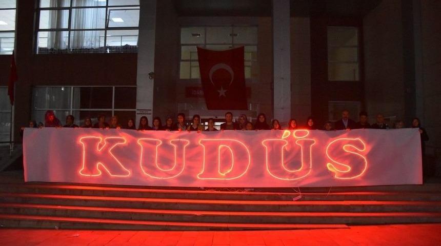 Kyk&rsquo;lı &Ouml;ğrencilerden Filistin Ve Kud&uuml;s&rsquo;e Destek