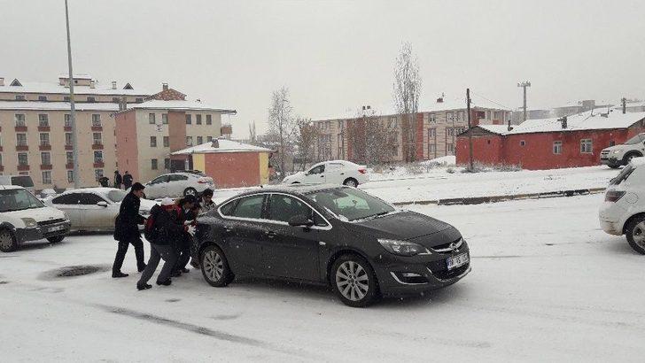 Kars’ta Kar Yağdı, Hayat Durdu G4