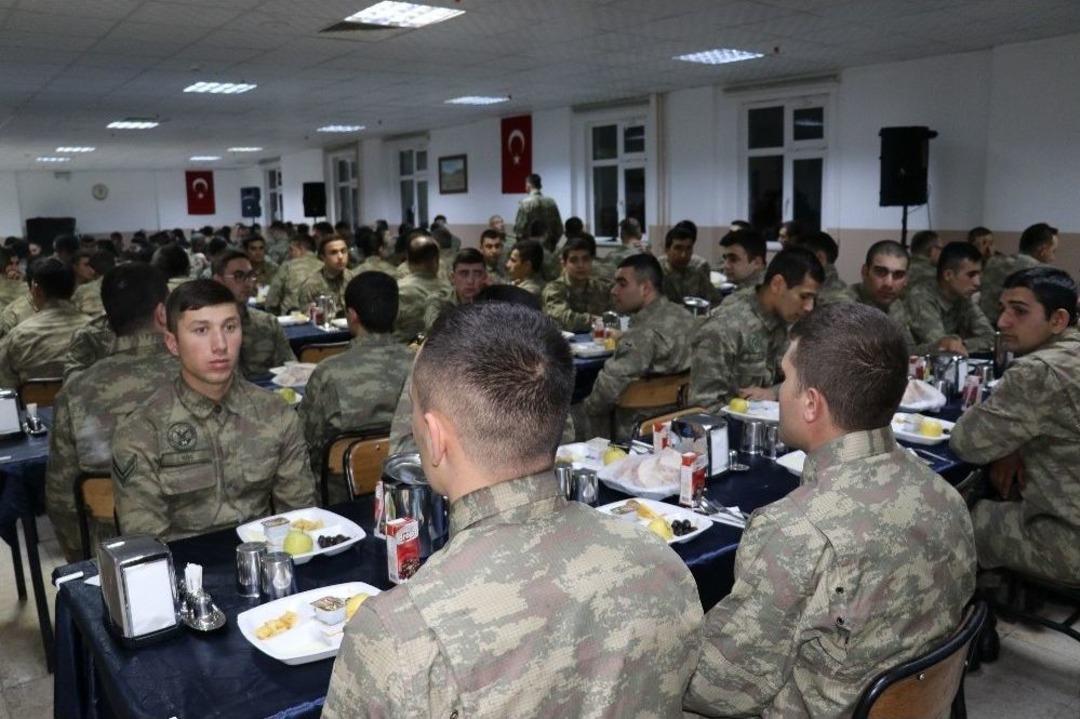 Bakan Soylu Mehmet&ccedil;ikle Sahur Yaptı