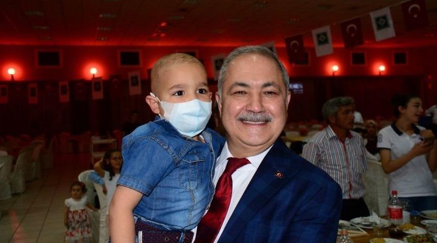 Başkan Kadir Kara, L&ouml;semili &Ccedil;ocuklarla İftarda Bir Araya Geldi