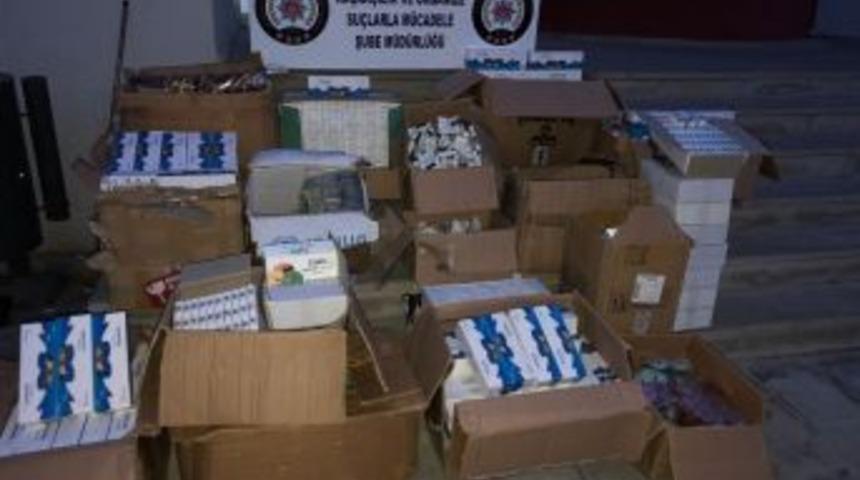 Adana&rsquo;da Bir Depoya Yapılan Baskında Ka&ccedil;ak Cinsel İ&ccedil;erikli 57 Bin 433 Hap, Jel Ve Sprey Ele Ge&ccedil;irildi