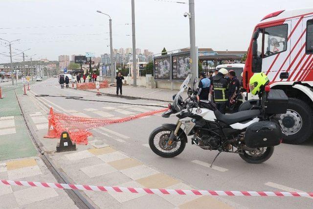 Kazı Sırasında Doğalgaz Hattı Delinince Tramvay Seferleri İptal Edildi