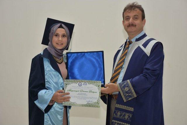 Okul Birincisi Diplomasını Başkan Alıcık’tan Aldı