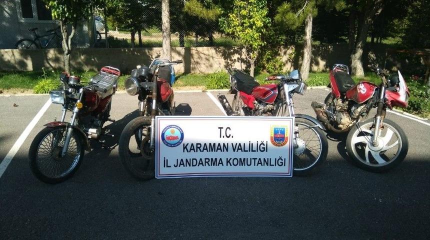 Jandarmanın Sorguladığı Motosikletler &Ccedil;alıntı &Ccedil;ıktı