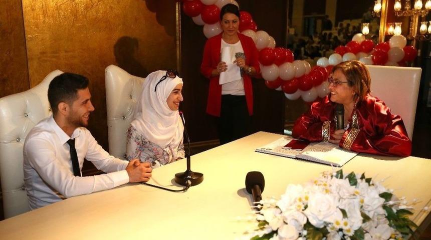 Yeni Yıla Evli Girmek İsteyenlere Müjde