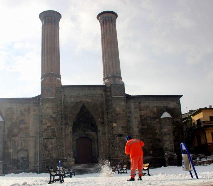 Erzurum’da Kar Yağışı G4