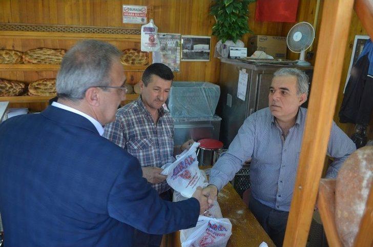 Gökhan Karaçoban Esnafla Kucaklaştı G4