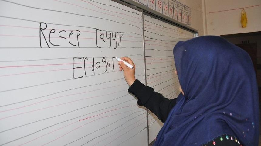 Okuma Yazma Seferberliğine Büyük İlgi