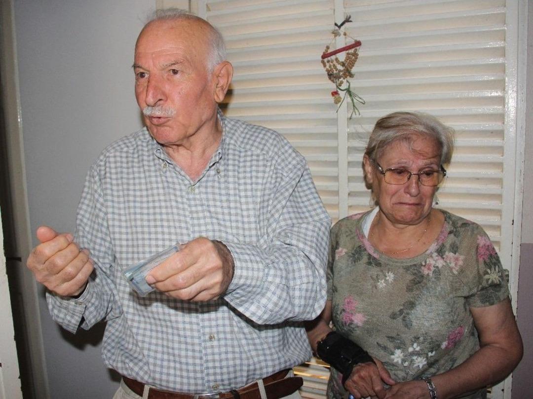 Ev Sahibini İtip Ukrayna&rsquo;dan Getirilen K&ouml;peği &Ccedil;aldılar