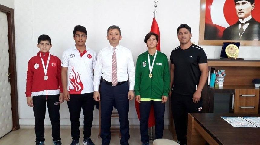 Osmaniyeli Milli Atletten B&uuml;y&uuml;k Başarı