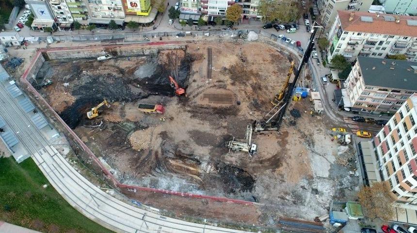 Kent Meydanı Ve Katlı Otoparkta Kazı Ve Hafriyat &Ccedil;alışmaları Başladı