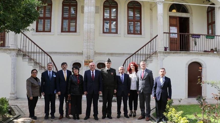 Sinop&rsquo;un Kitap Kurtları &Ouml;d&uuml;llendirildi