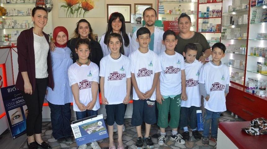 Kartepeli &Ccedil;ocuklar Eczacılar G&uuml;n&uuml;&rsquo;n&uuml; Unutmadı