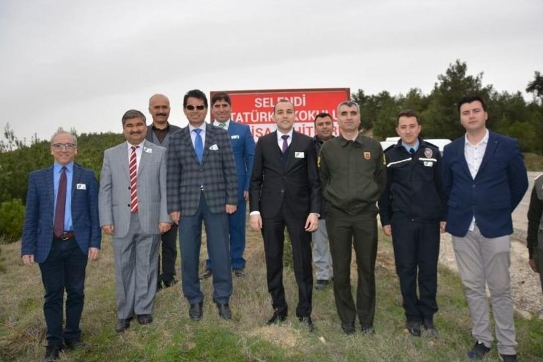 257 Şehit İ&ccedil;in 257 Fidan Toprakla Buluştu