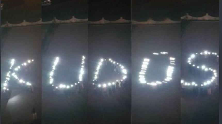 Yurt &Ouml;ğrencilerinden Kud&uuml;s&rsquo;e Destek