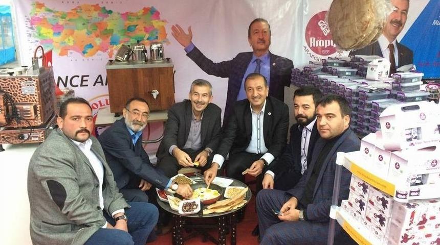 Malatya Mutfağı Antalya&rsquo;da G&ouml;r&uuml;c&uuml;ye &Ccedil;ıktı