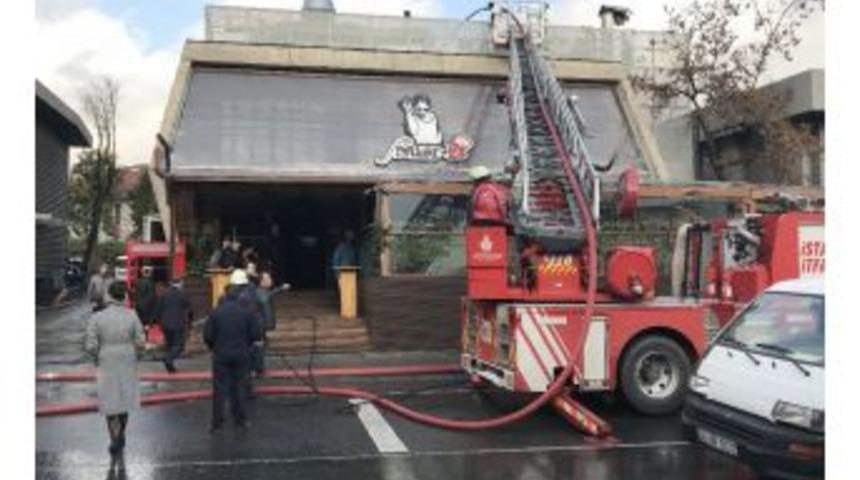 Etiler&rsquo;deki &Uuml;nl&uuml; Et Restoranında Yangın Paniği