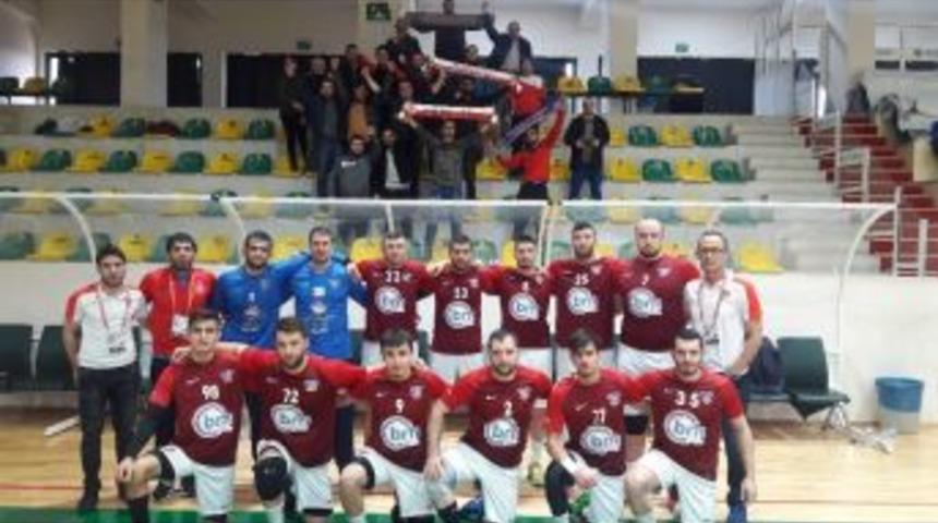 Batman Belediyesi Hentbol Takımı Emin Adımlarla İlerliyor